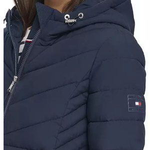 NWT Tommy Hilfiger Hooded Packable Jacket - XL - Navy
